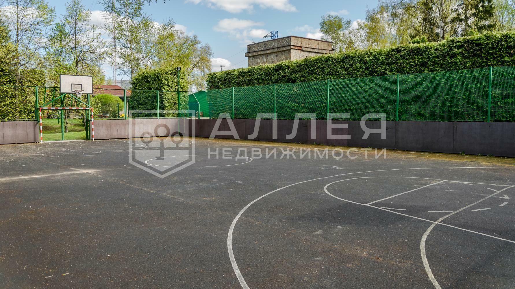 2-этажный коттедж 1 400 м² с отделкой