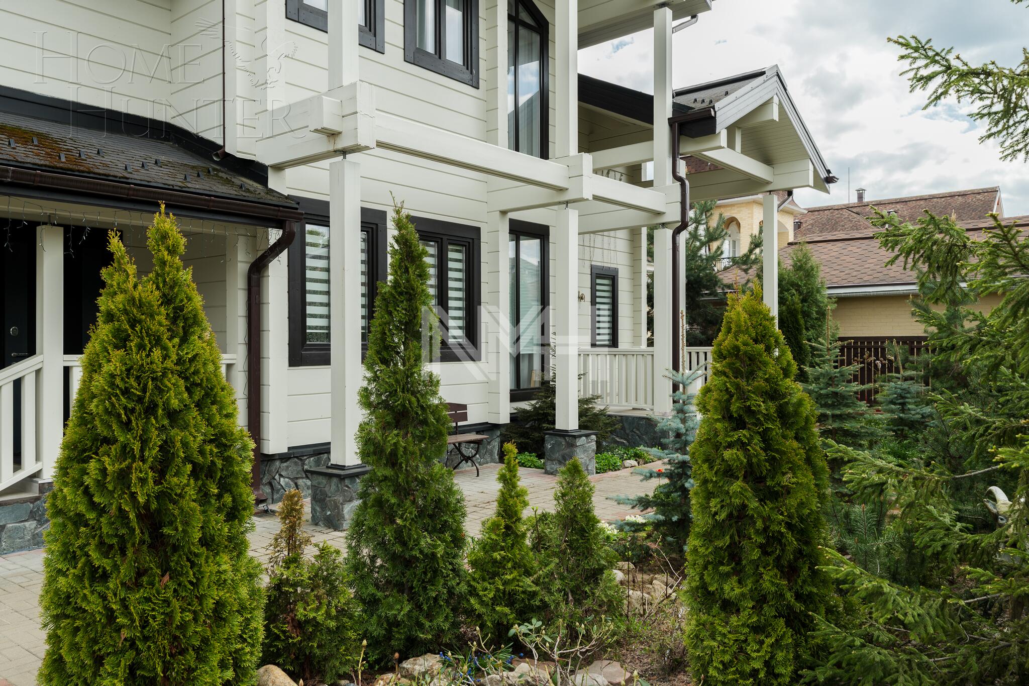 2-этажный коттедж 310 м² с отделкой