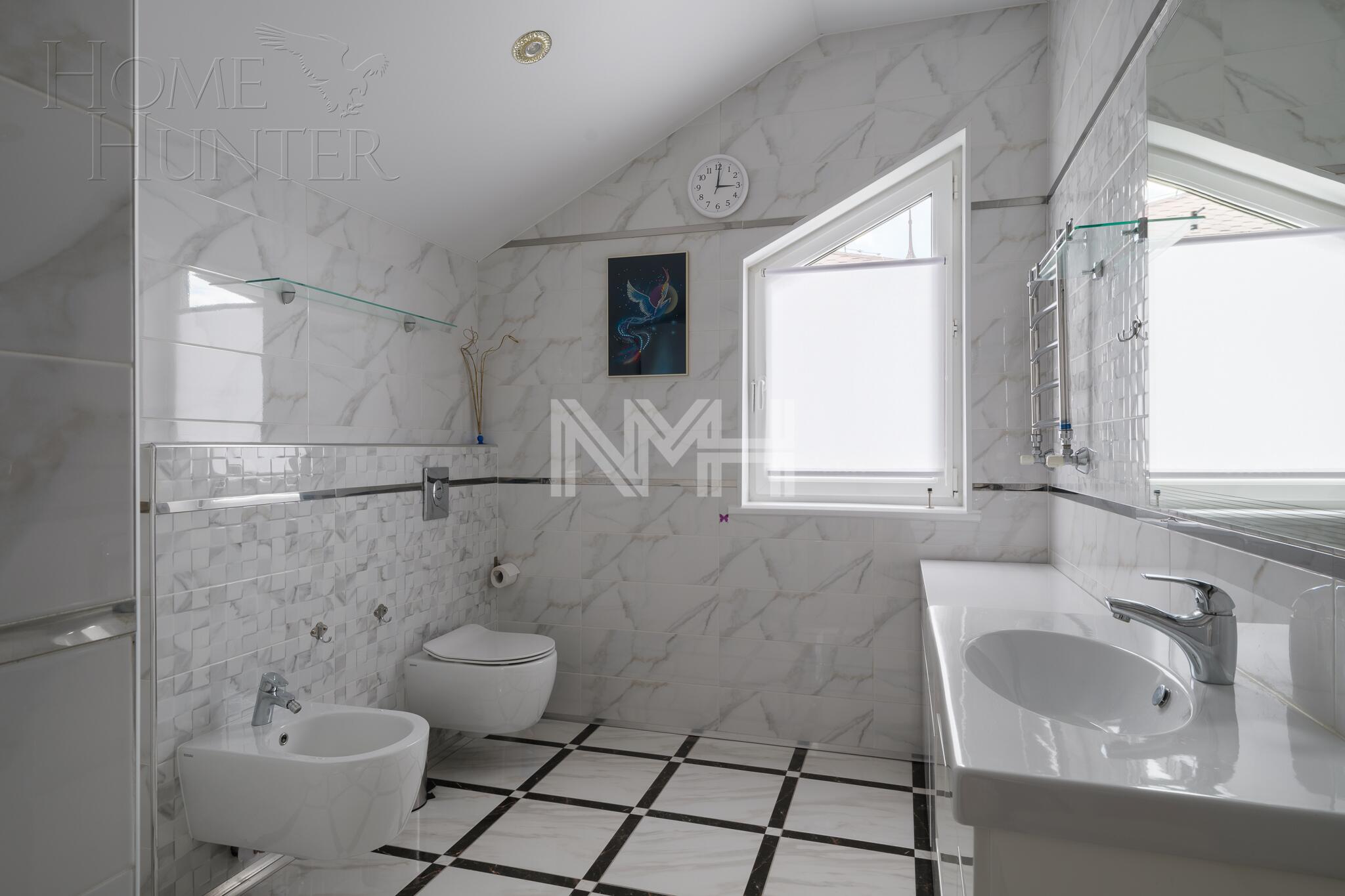 2-этажный коттедж 310 м² с отделкой