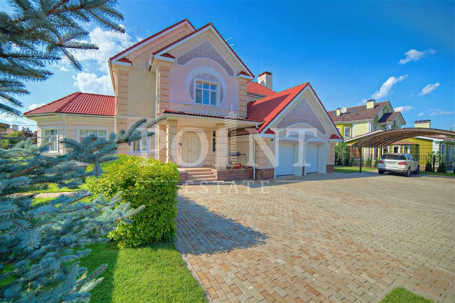 2-этажный коттедж 600 м² с отделкой