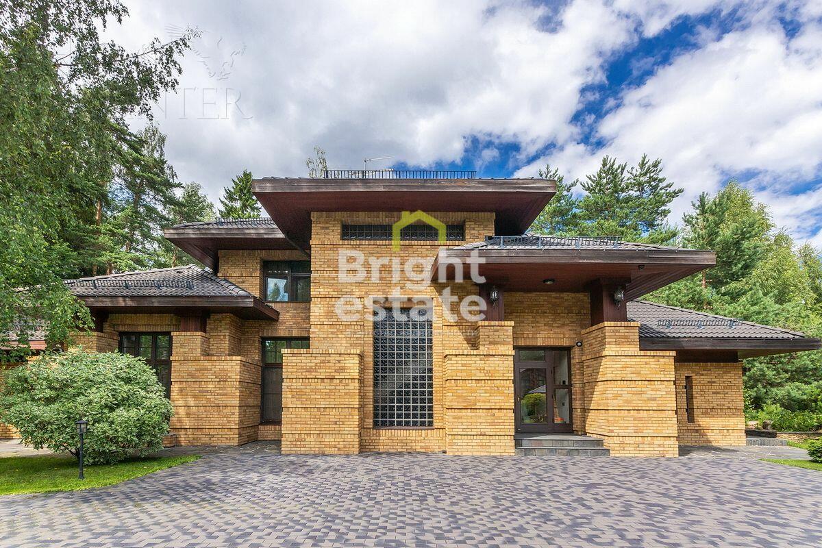 2-этажный коттедж 1 380 м² с отделкой