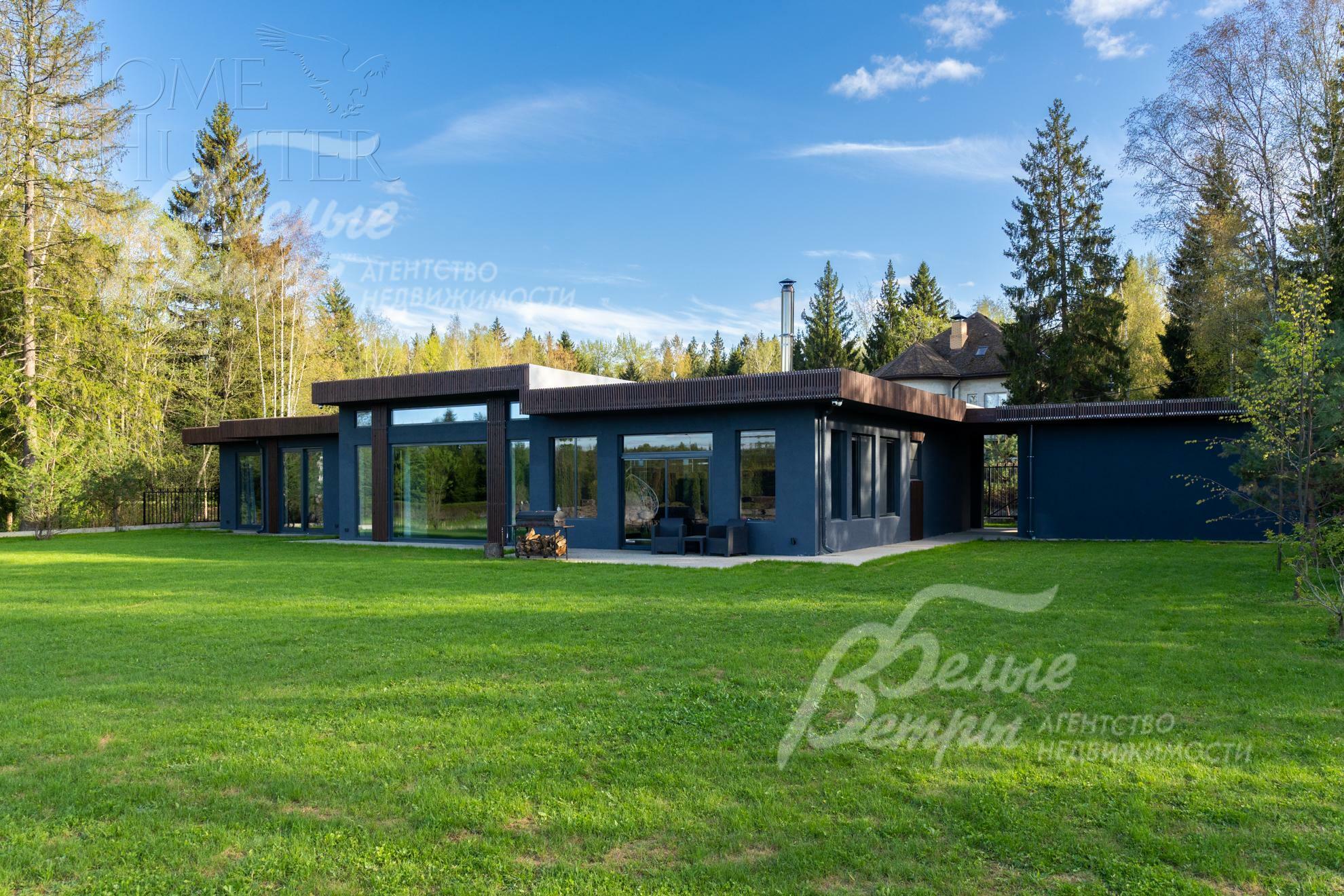 1-этажный коттедж 300 м² с отделкой