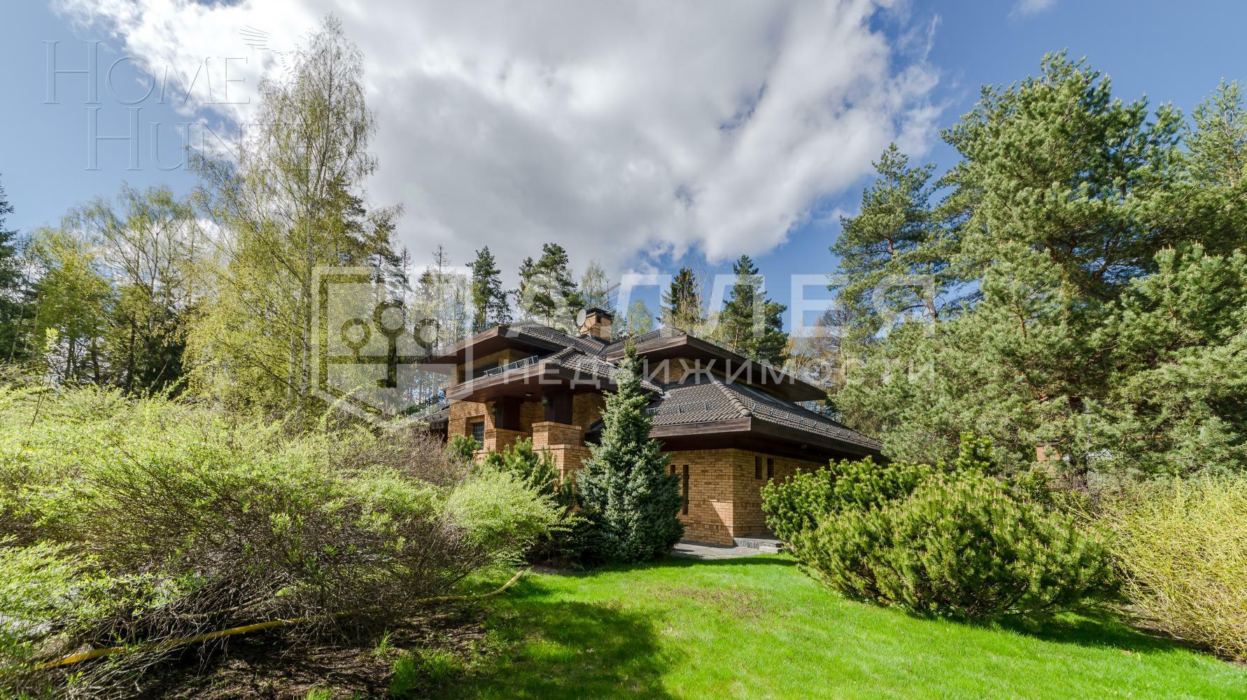 2-этажный коттедж 1 400 м² с отделкой