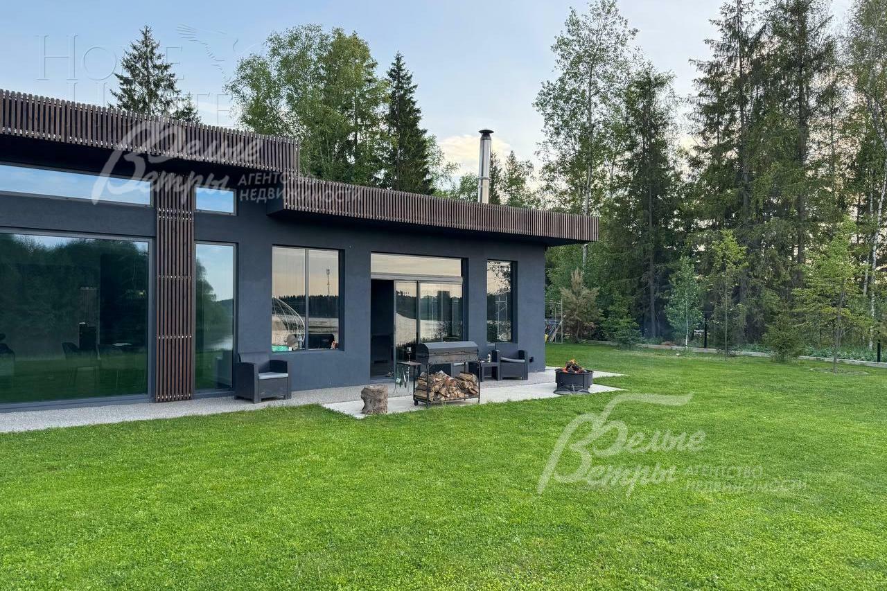 1-этажный коттедж 300 м² с отделкой