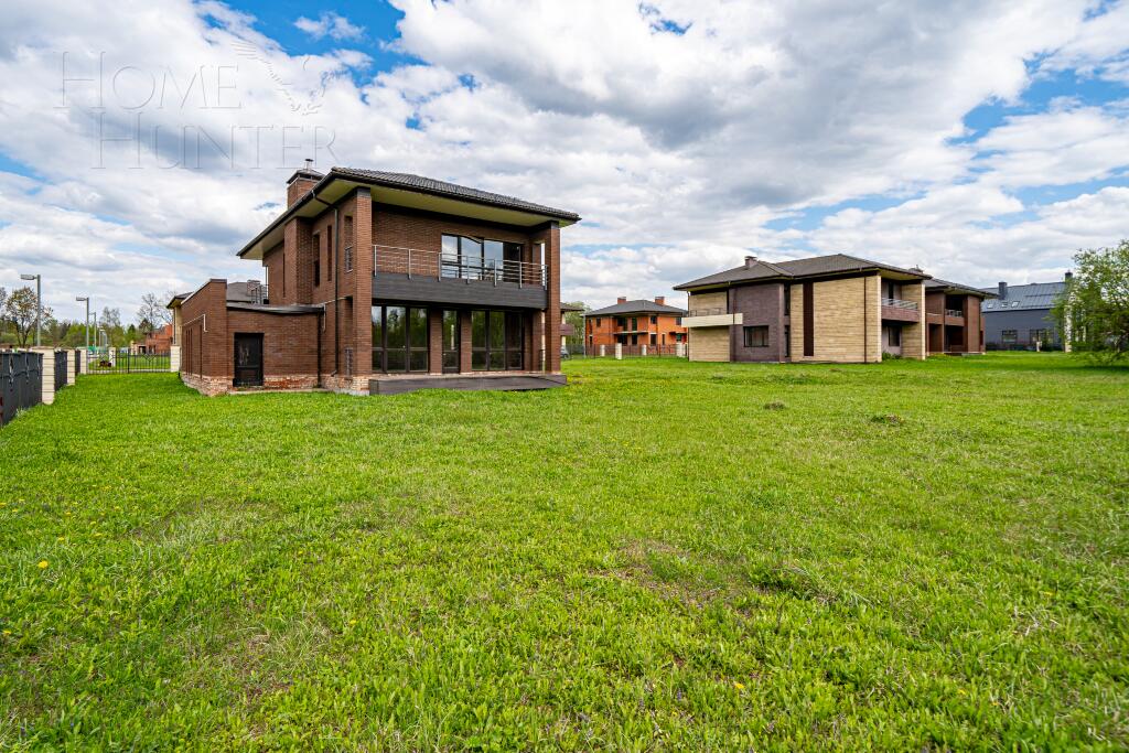 2-этажный коттедж 333 м² без отделки