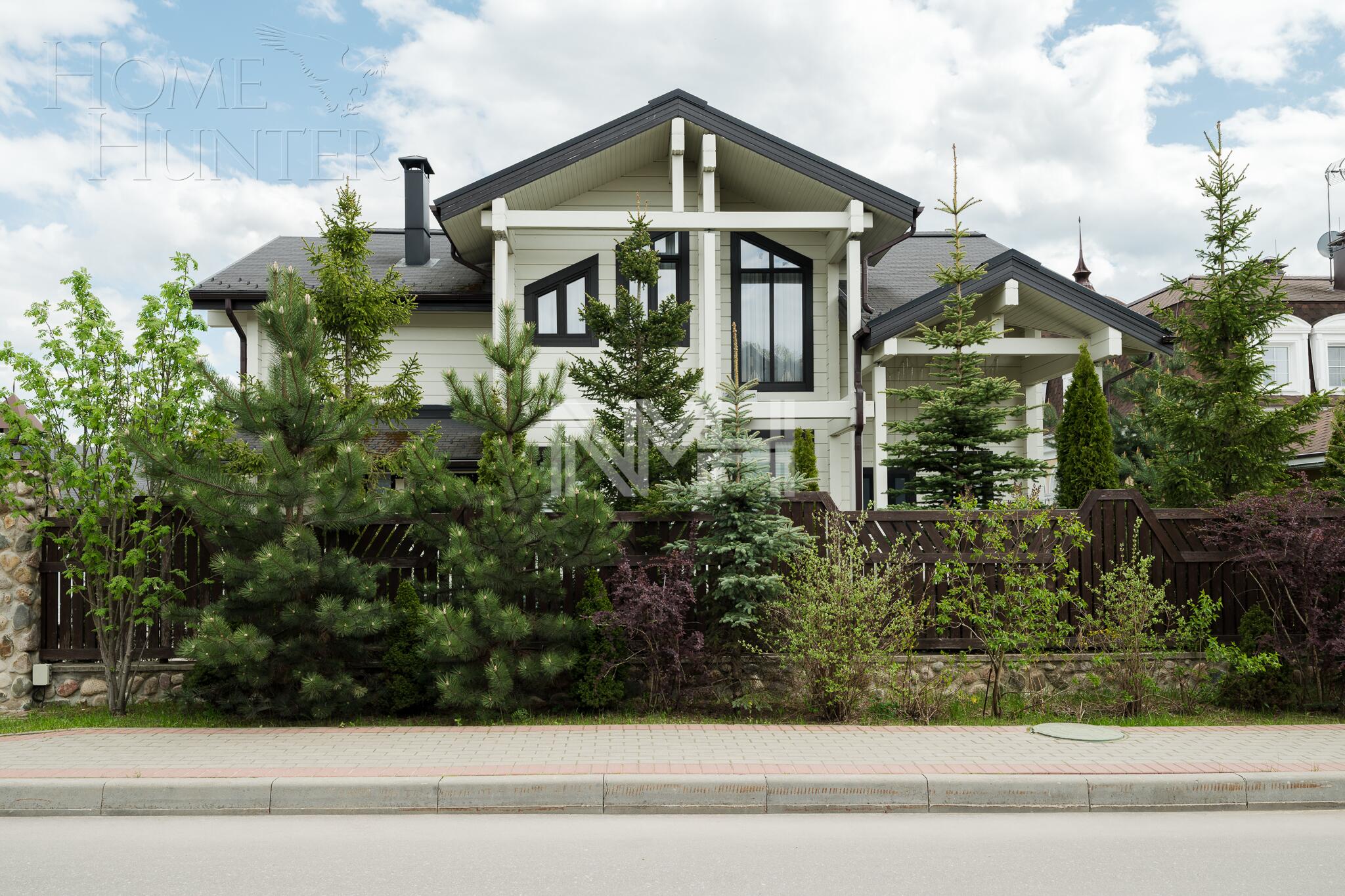 2-этажный коттедж 310 м² с отделкой