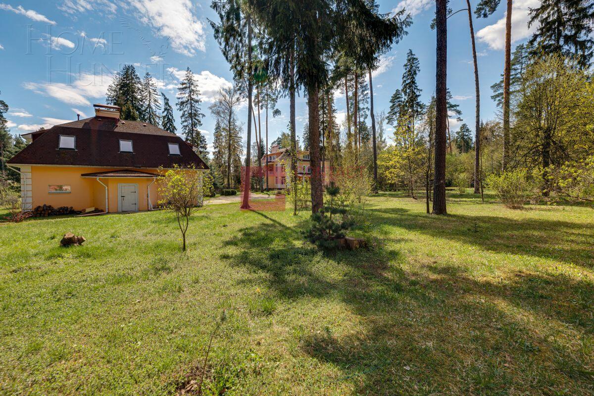 2-этажный коттедж 1 138 м² с отделкой