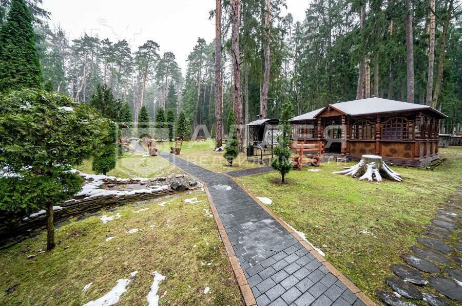 2-этажный коттедж 1 500 м² с отделкой