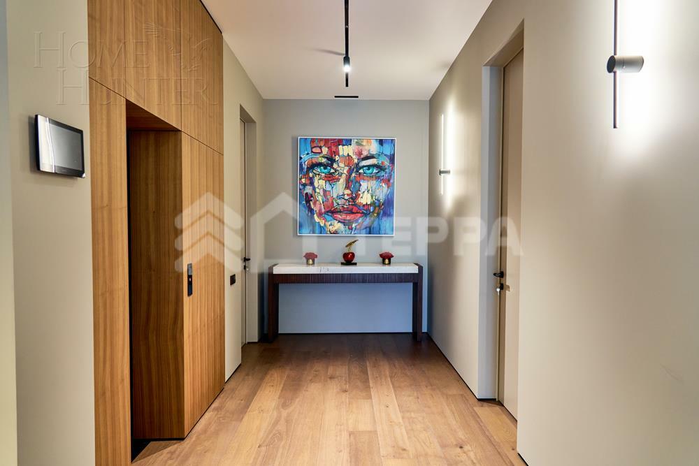 2-этажный коттедж 929 м² с отделкой