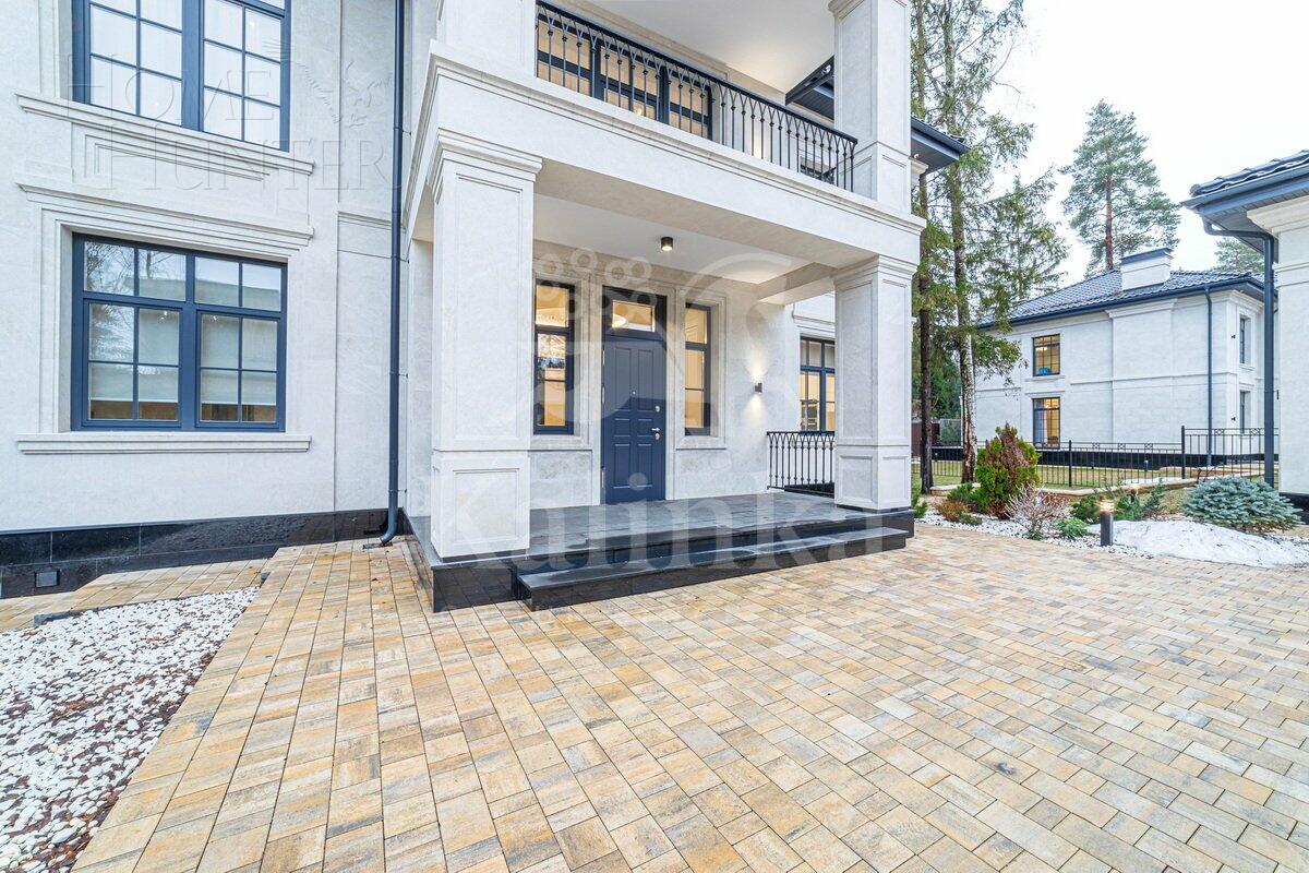 2-этажный коттедж 462 м² с отделкой