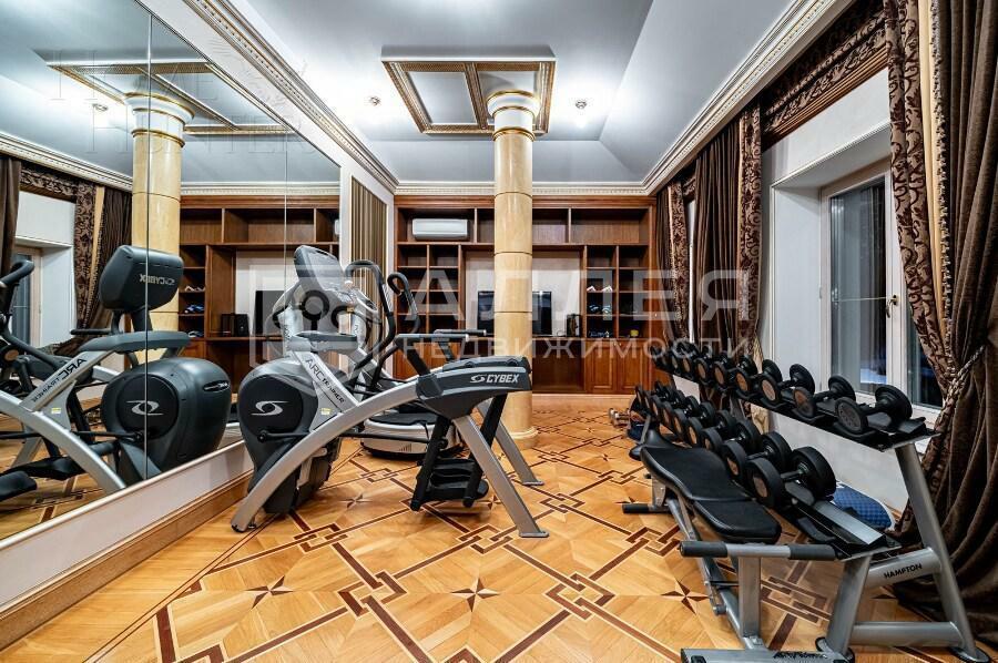 2-этажный коттедж 1 500 м² с отделкой