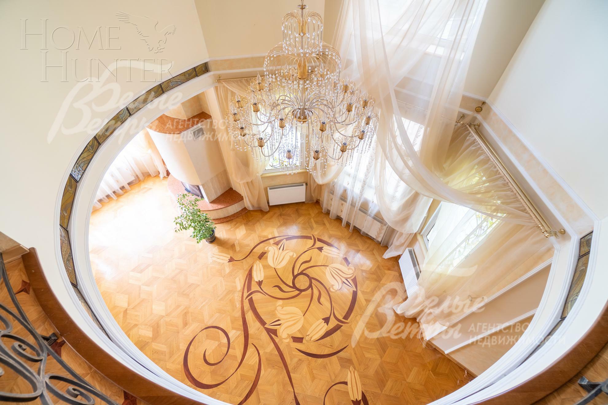 2-этажный коттедж 551.5 м² с отделкой