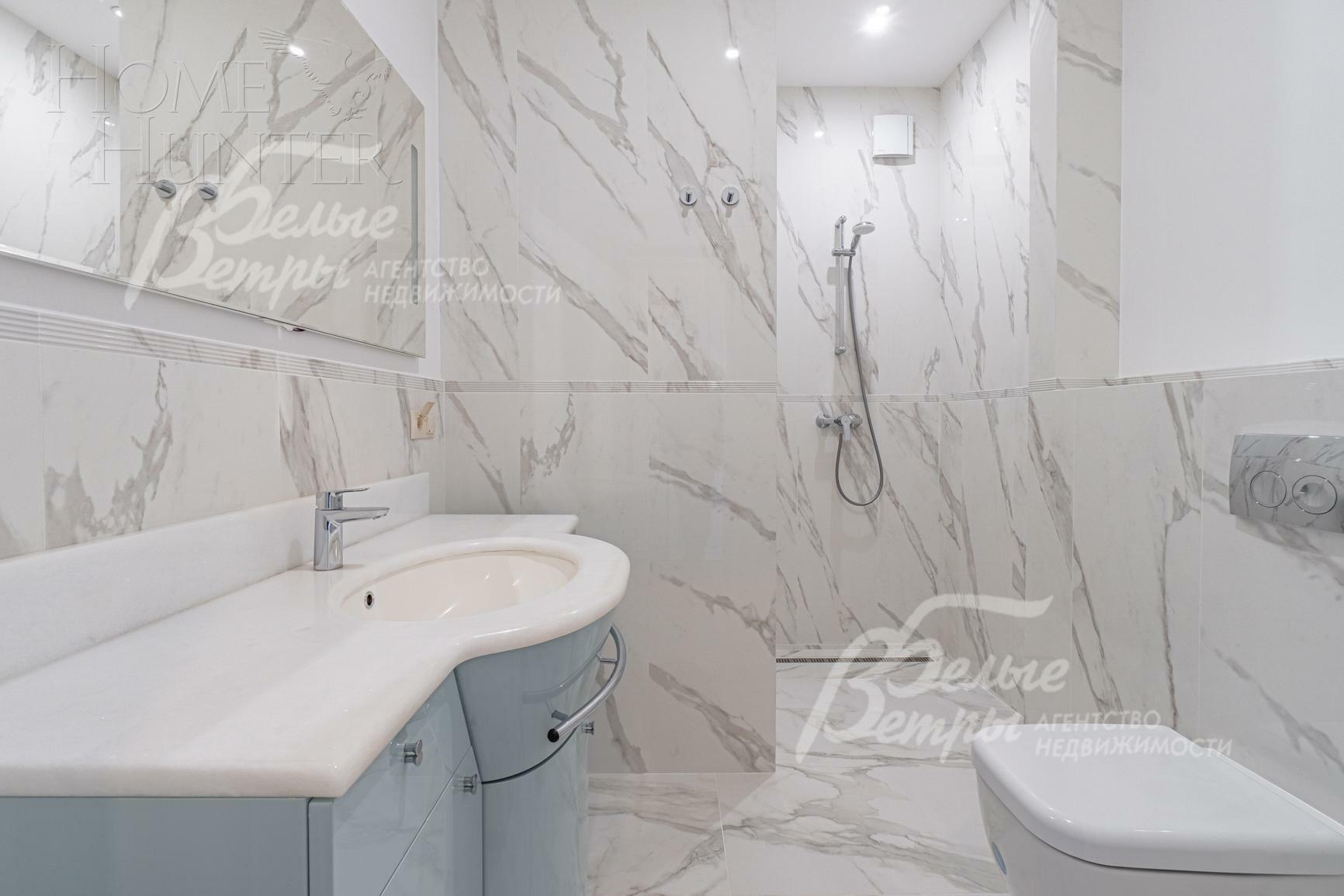 2-этажный коттедж 423 м² с отделкой