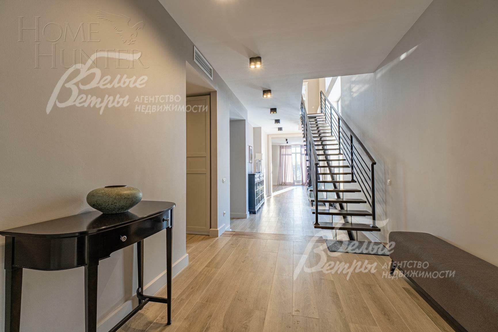 2-этажный коттедж 423 м² с отделкой