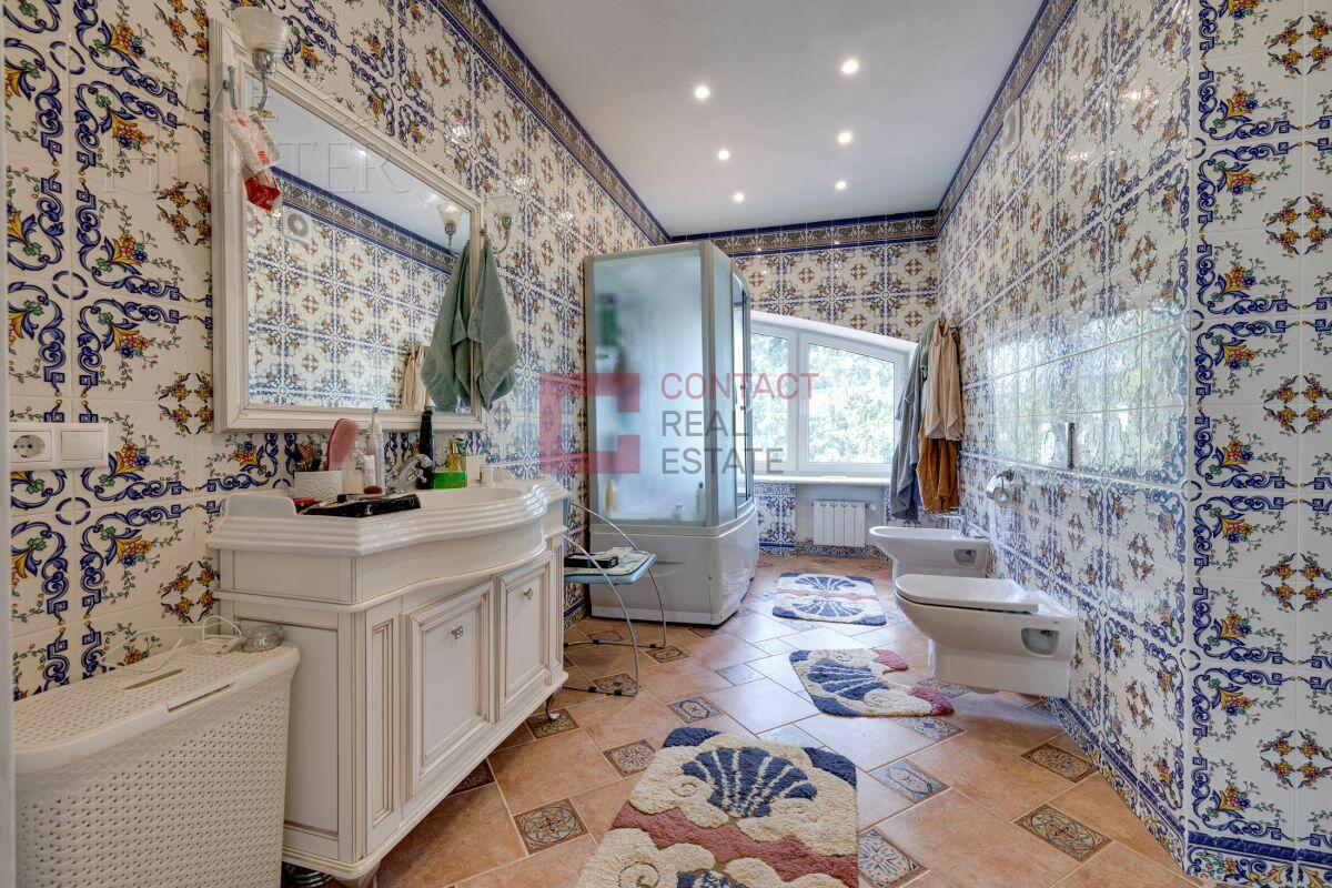 2-этажный коттедж 1 138 м² с отделкой