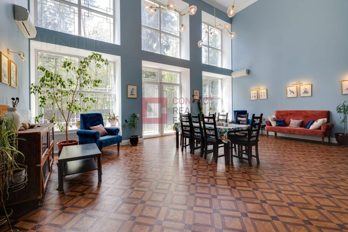 2-этажный коттедж 1 138 м² с отделкой