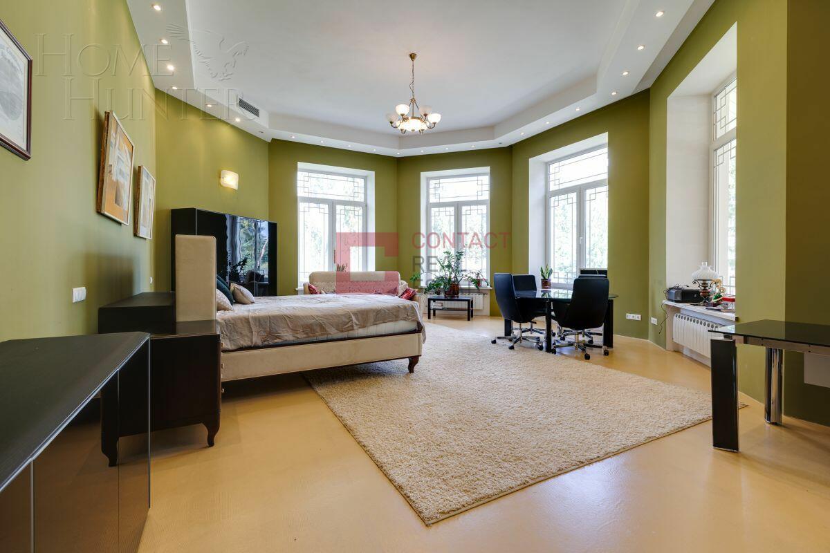 2-этажный коттедж 1 138 м² с отделкой