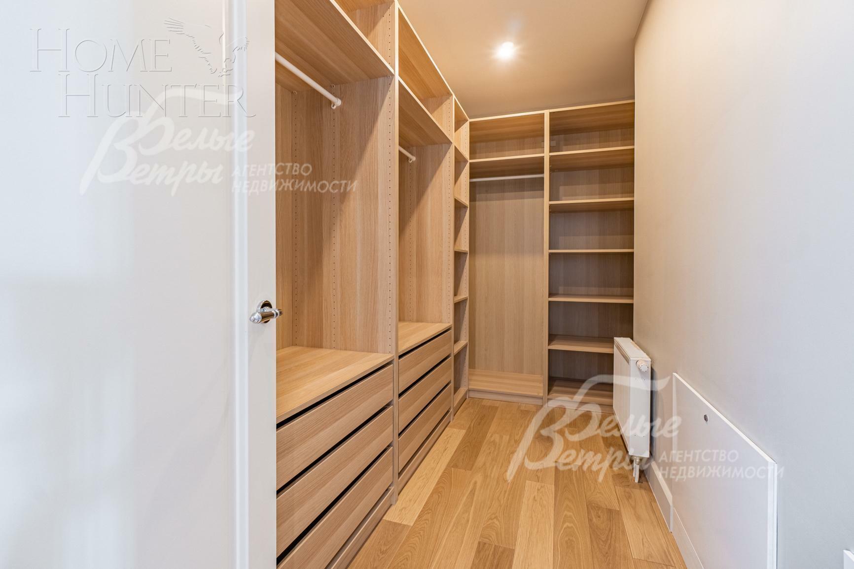 2-этажный коттедж 423 м² с отделкой