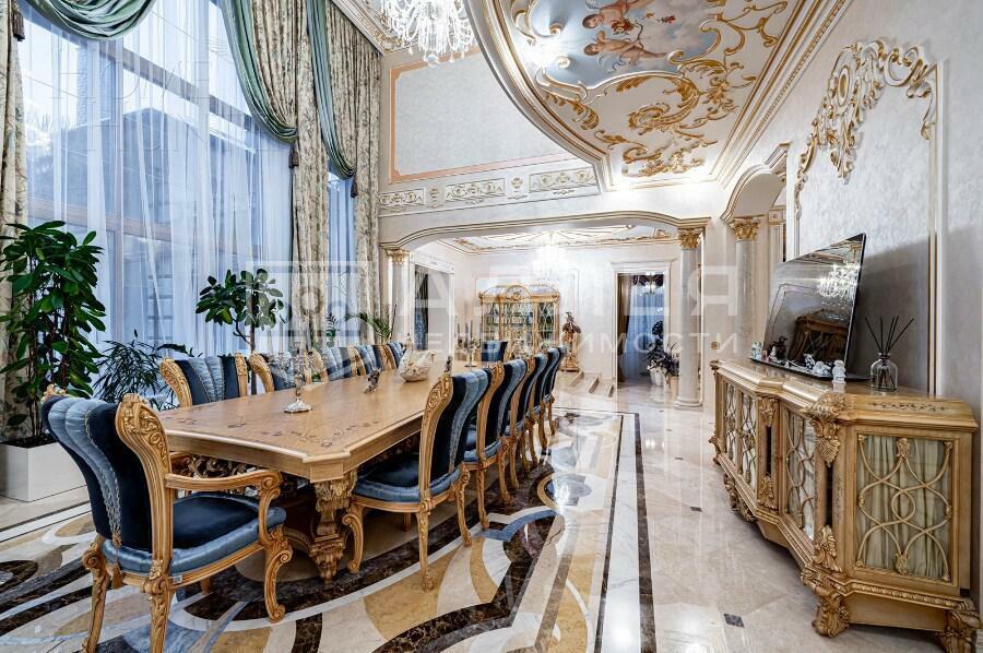 2-этажный коттедж 1 500 м² с отделкой