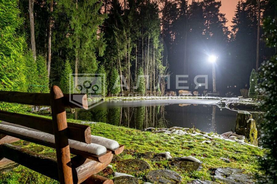 2-этажный коттедж 1 500 м² с отделкой