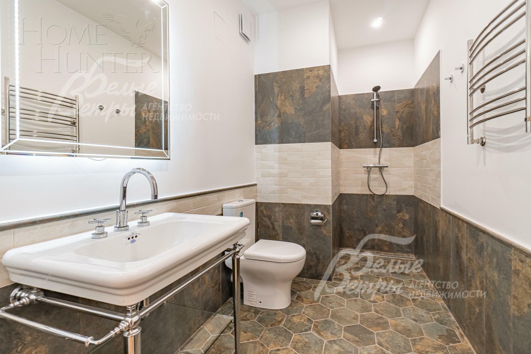 2-этажный коттедж 423 м² с отделкой