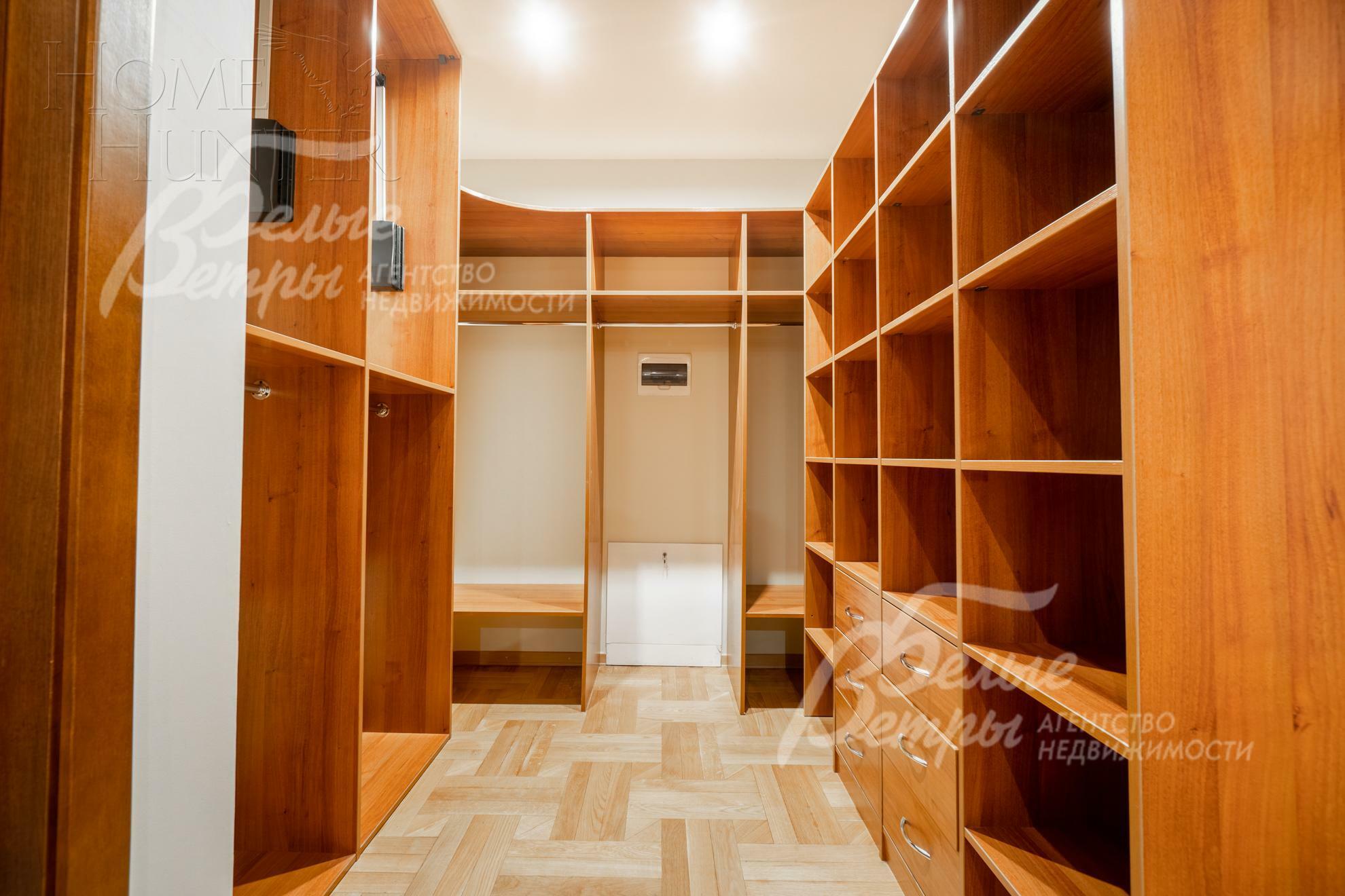 2-этажный коттедж 551.5 м² с отделкой