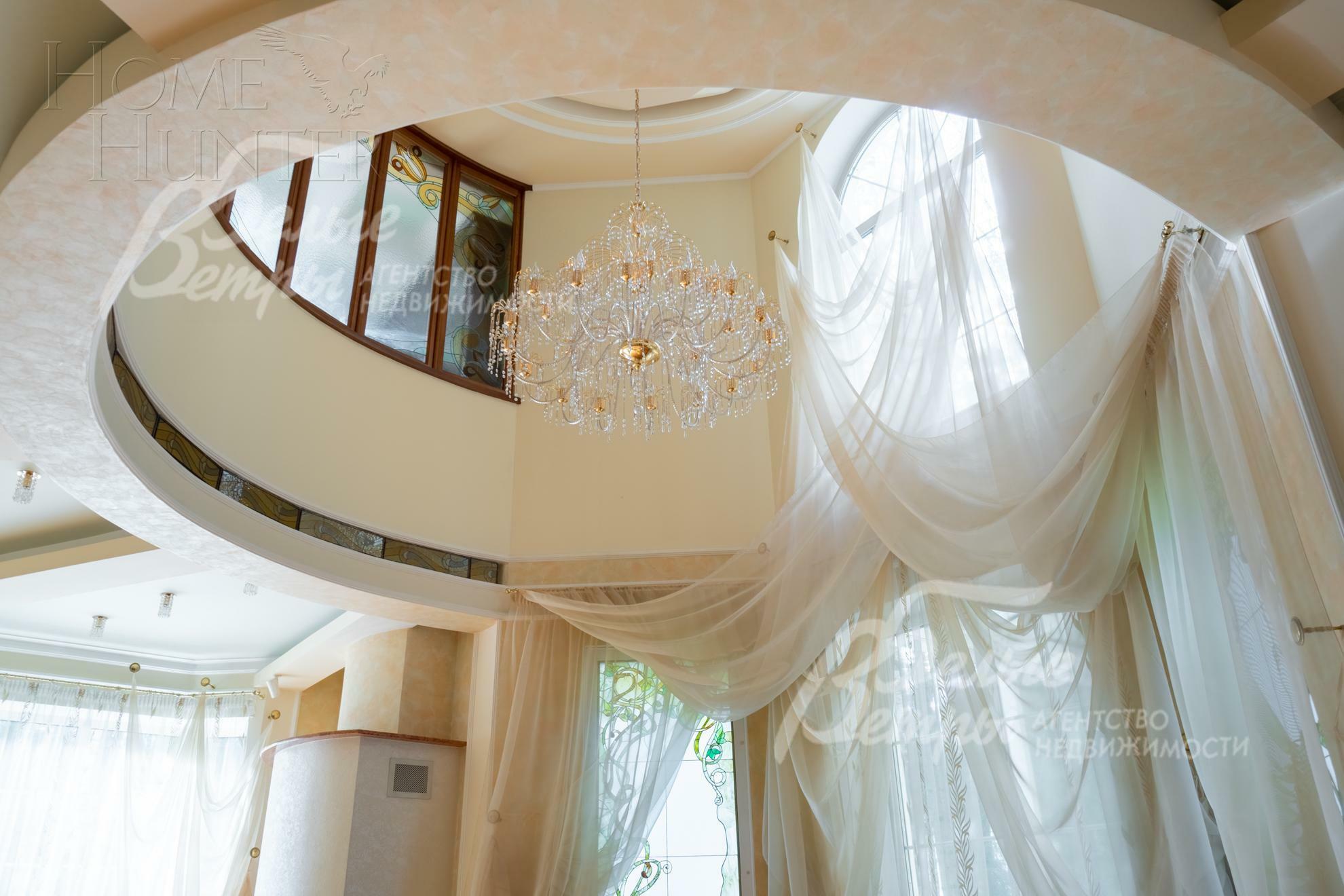 2-этажный коттедж 551.5 м² с отделкой