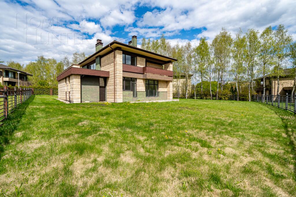 2-этажный коттедж 327 м² без отделки