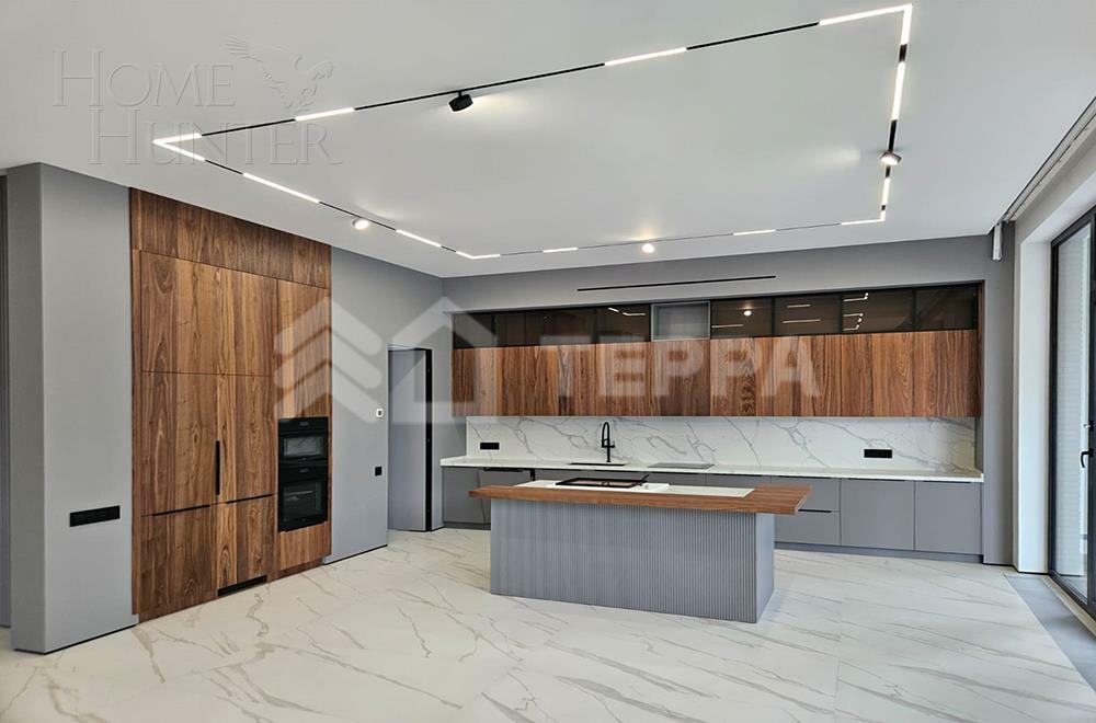 2-этажный коттедж 604 м² с отделкой