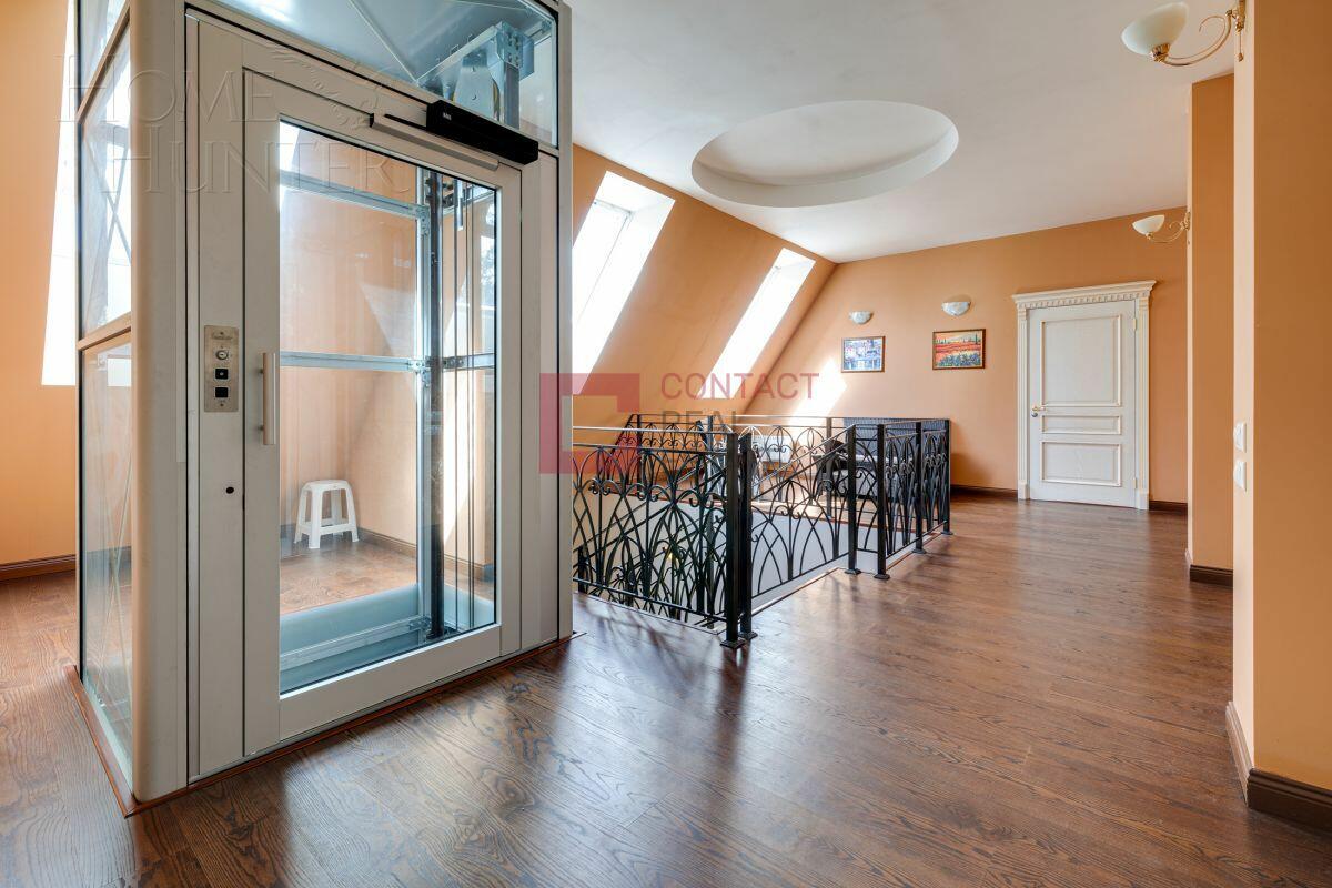 2-этажный коттедж 1 138 м² с отделкой