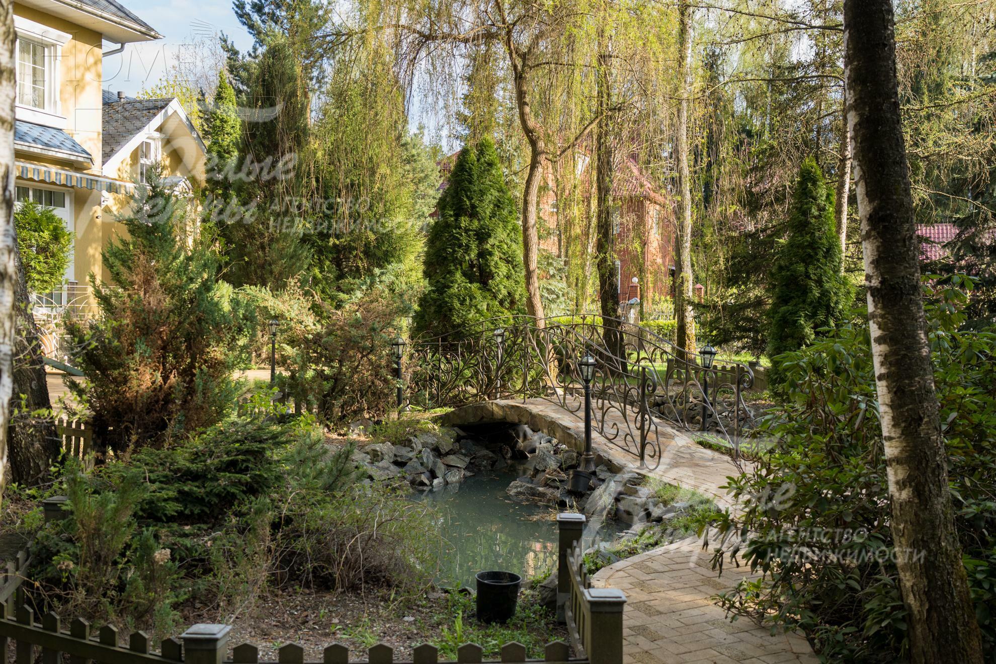 2-этажный коттедж 551.5 м² с отделкой