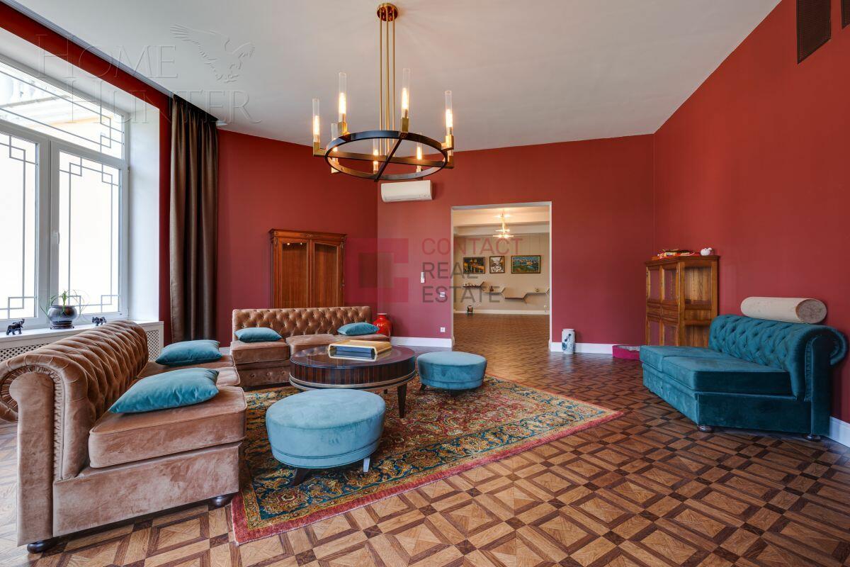 2-этажный коттедж 1 138 м² с отделкой