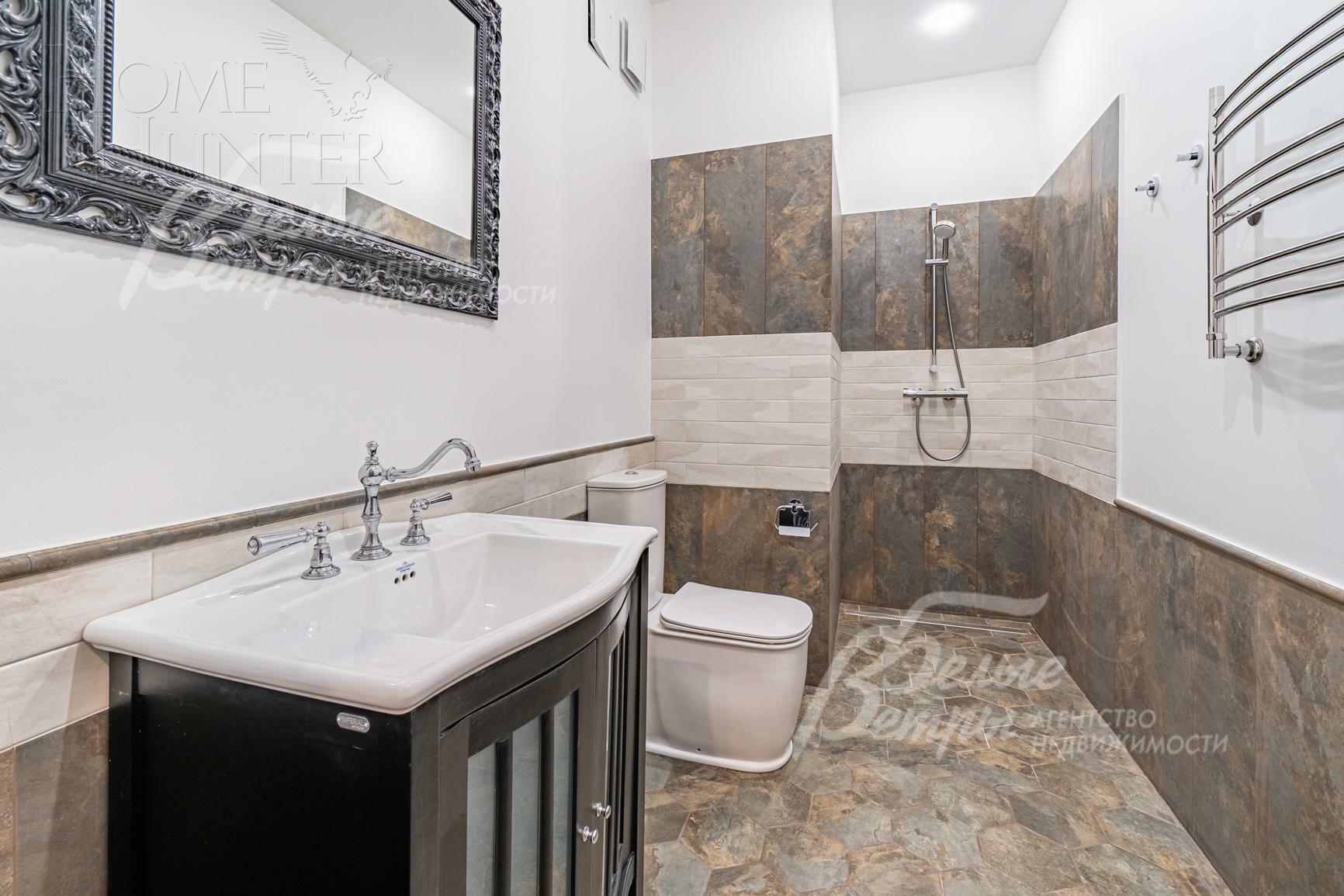 2-этажный коттедж 422.5 м² с отделкой