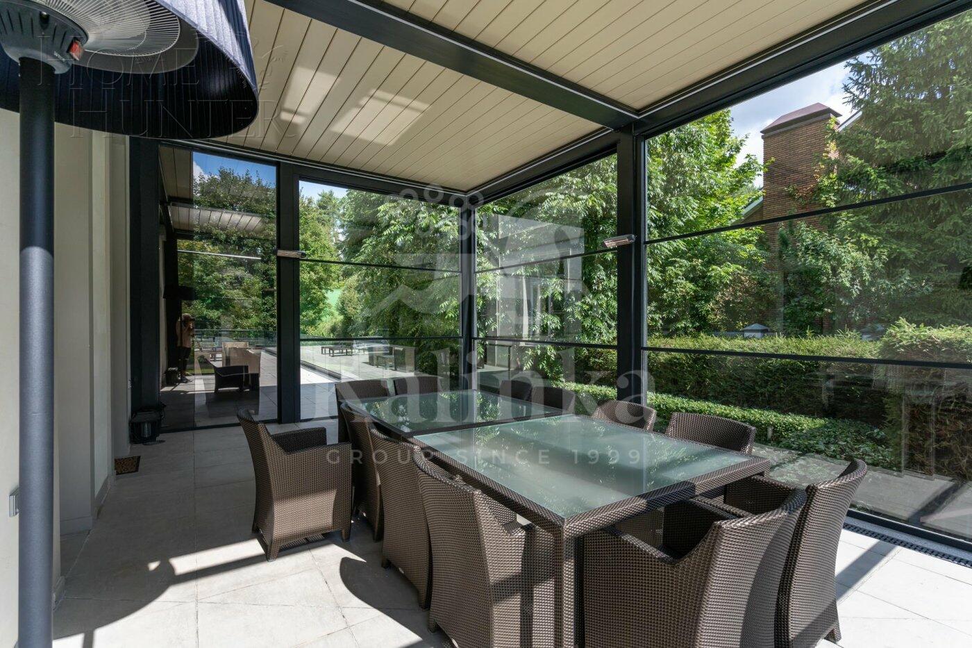 2-этажный коттедж 1 438 м² с отделкой