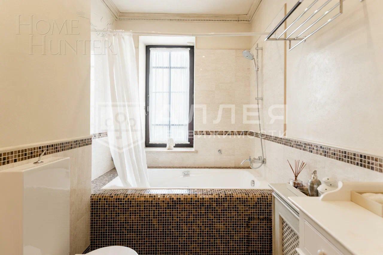 2-этажный коттедж 325 м² с отделкой