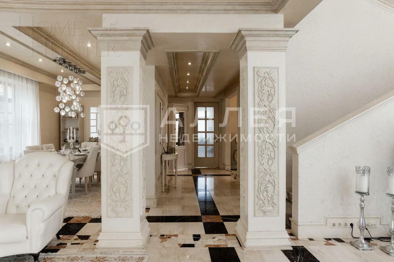 2-этажный коттедж 325 м² с отделкой