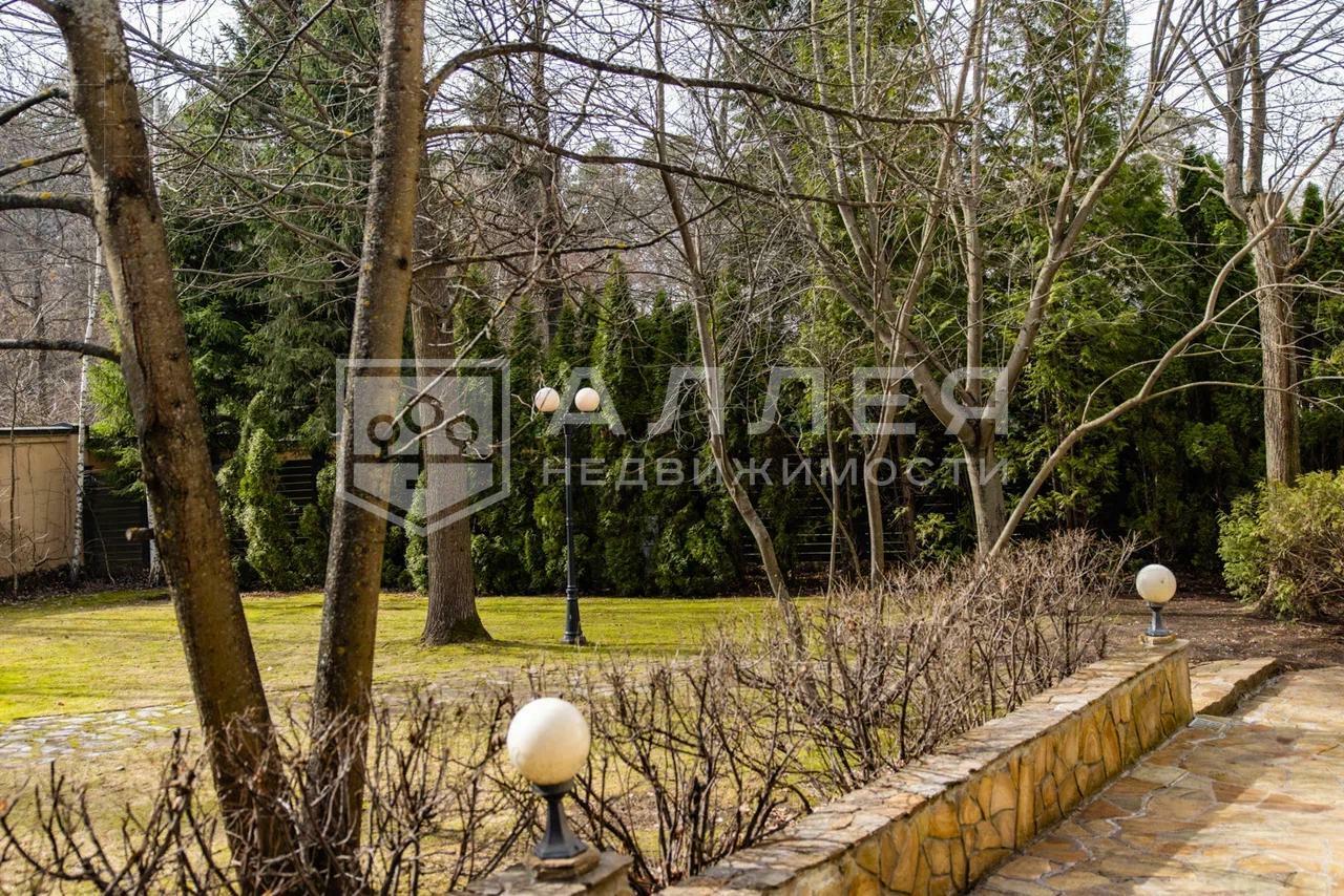 2-этажный коттедж 325 м² с отделкой