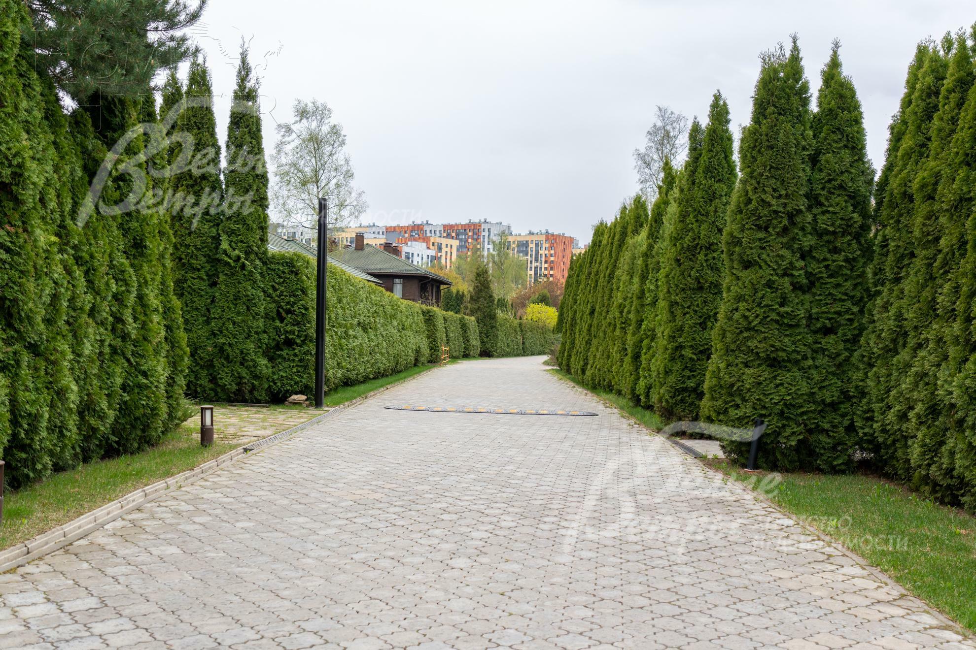 2-этажный коттедж 330 м² без отделки