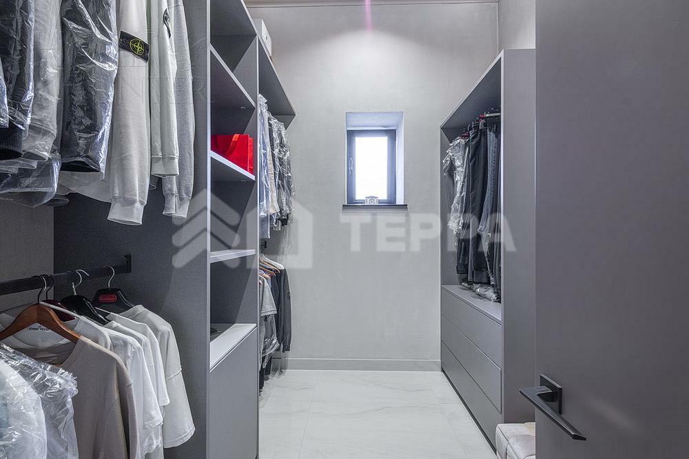 1-этажный коттедж 492 м² с отделкой