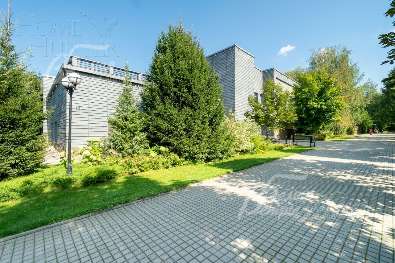 2-этажный коттедж 422.5 м² с отделкой