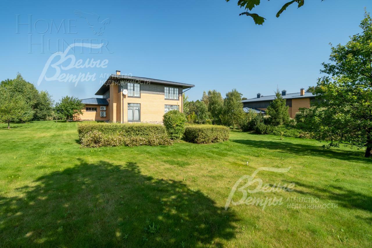 2-этажный коттедж 422.5 м² с отделкой