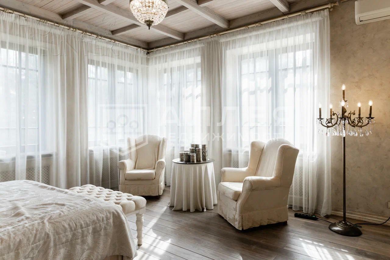 2-этажный коттедж 325 м² с отделкой