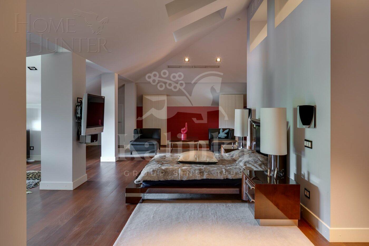 2-этажный коттедж 1 438 м² с отделкой