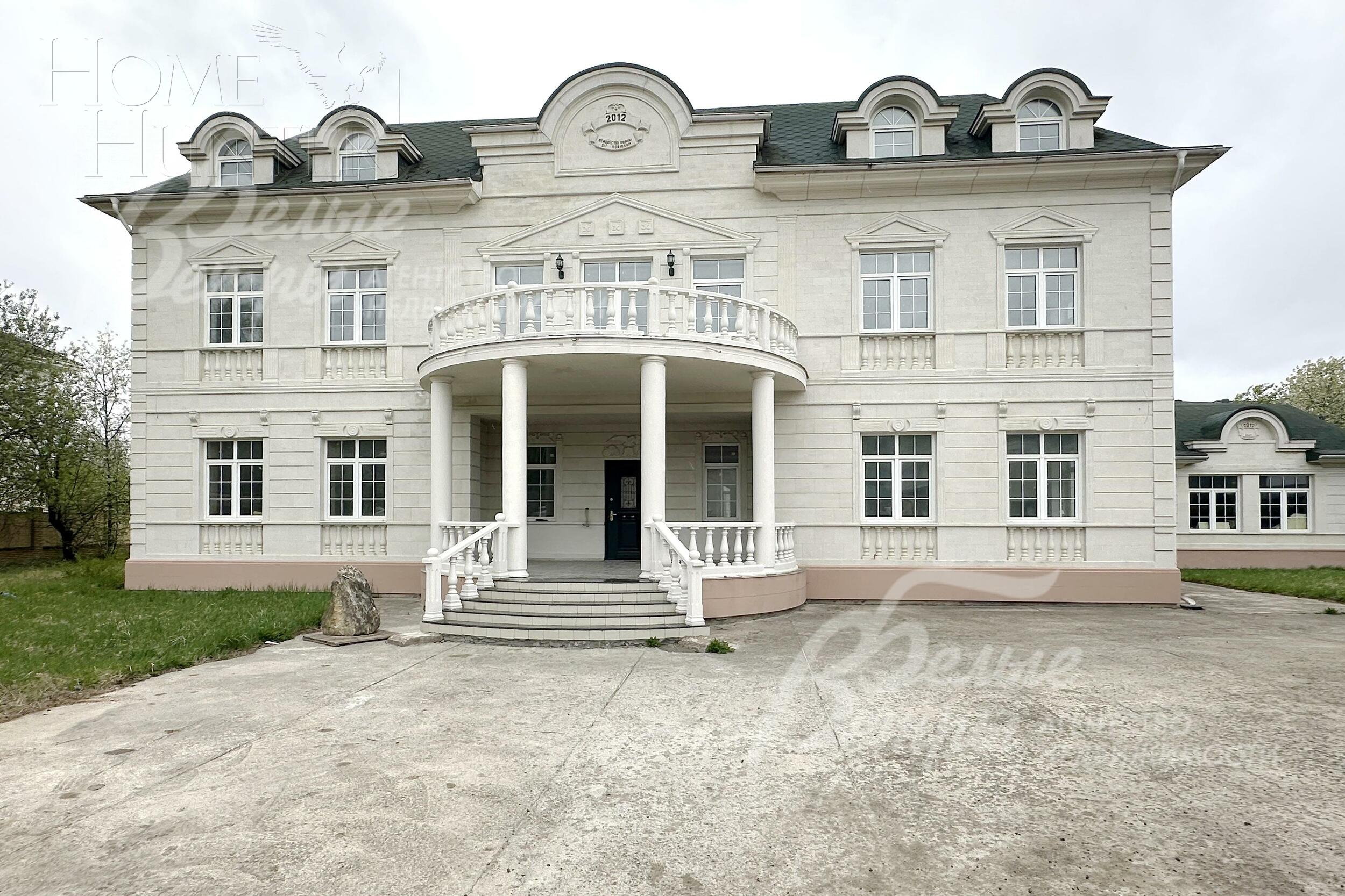 2-этажный коттедж 1 140 м² без отделки