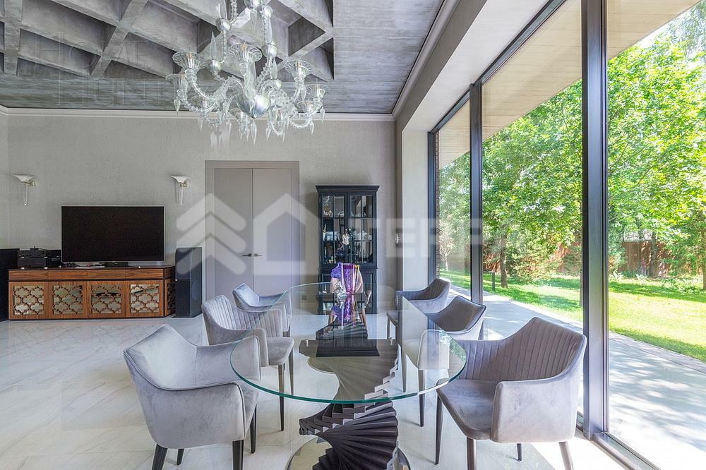 1-этажный коттедж 492 м² с отделкой