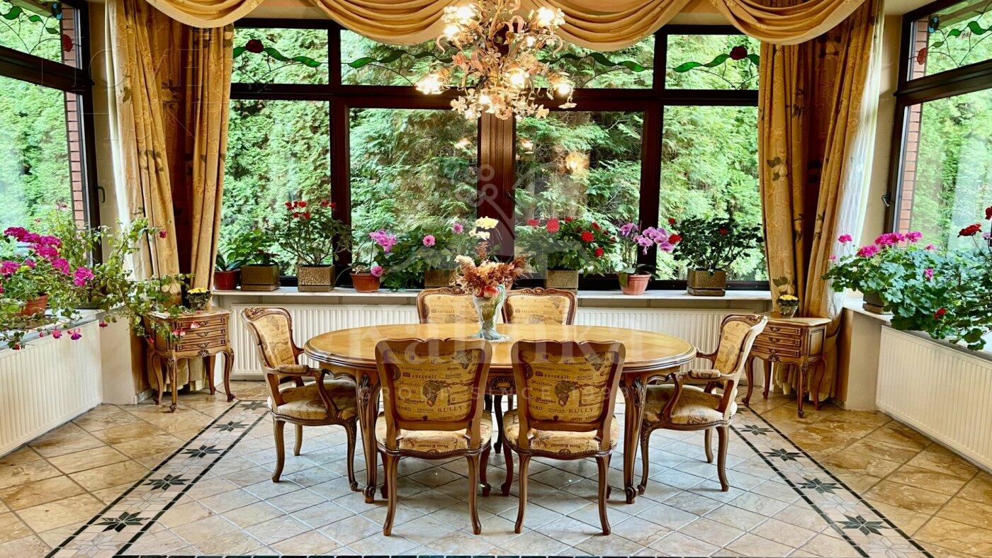 2-этажный коттедж 600.3 м² с отделкой