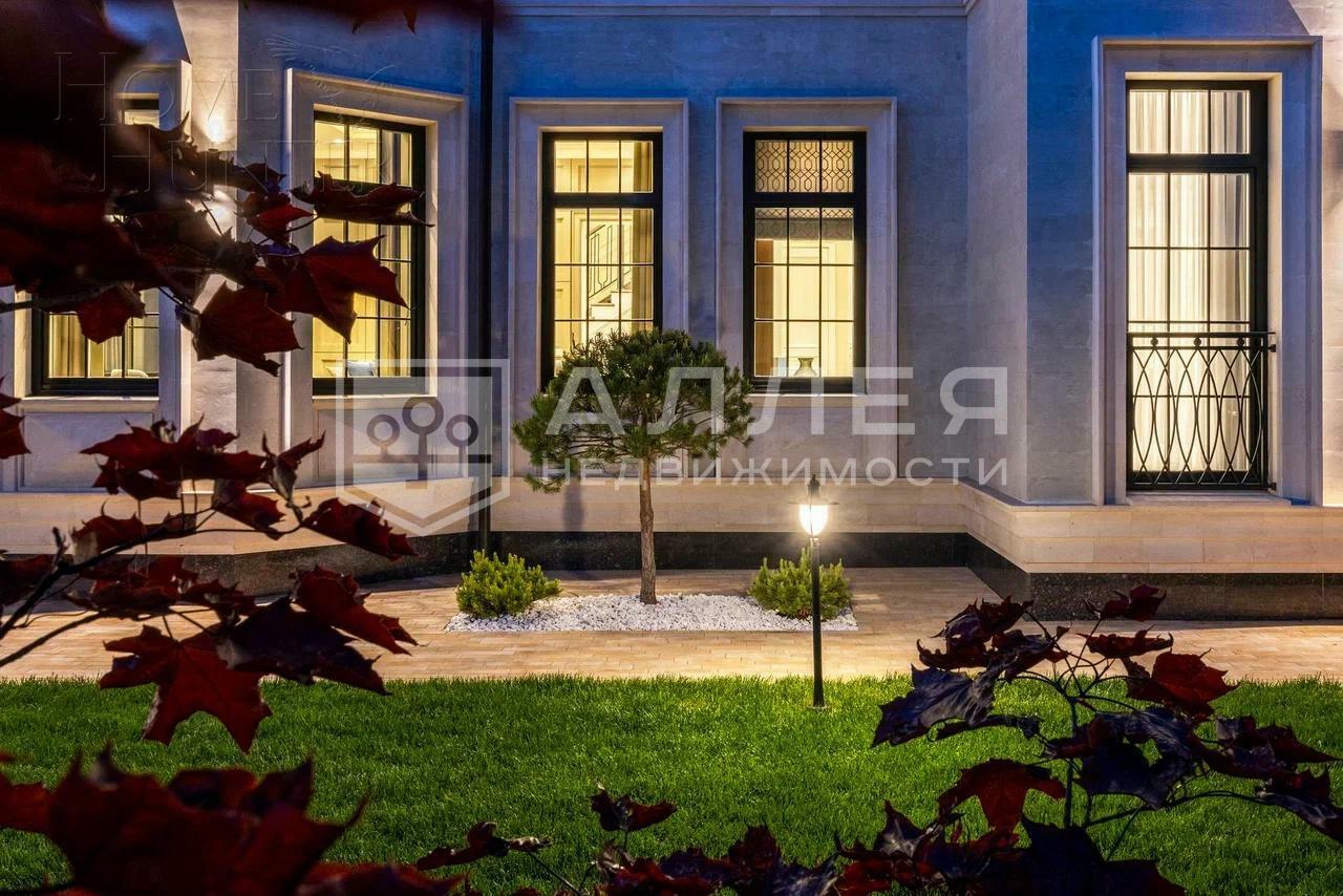 2-этажный коттедж 770 м² с отделкой