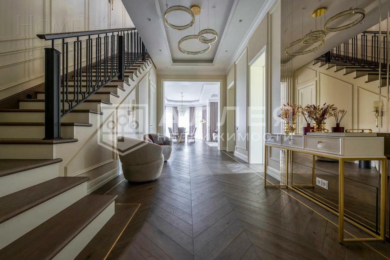 2-этажный коттедж 770 м² с отделкой