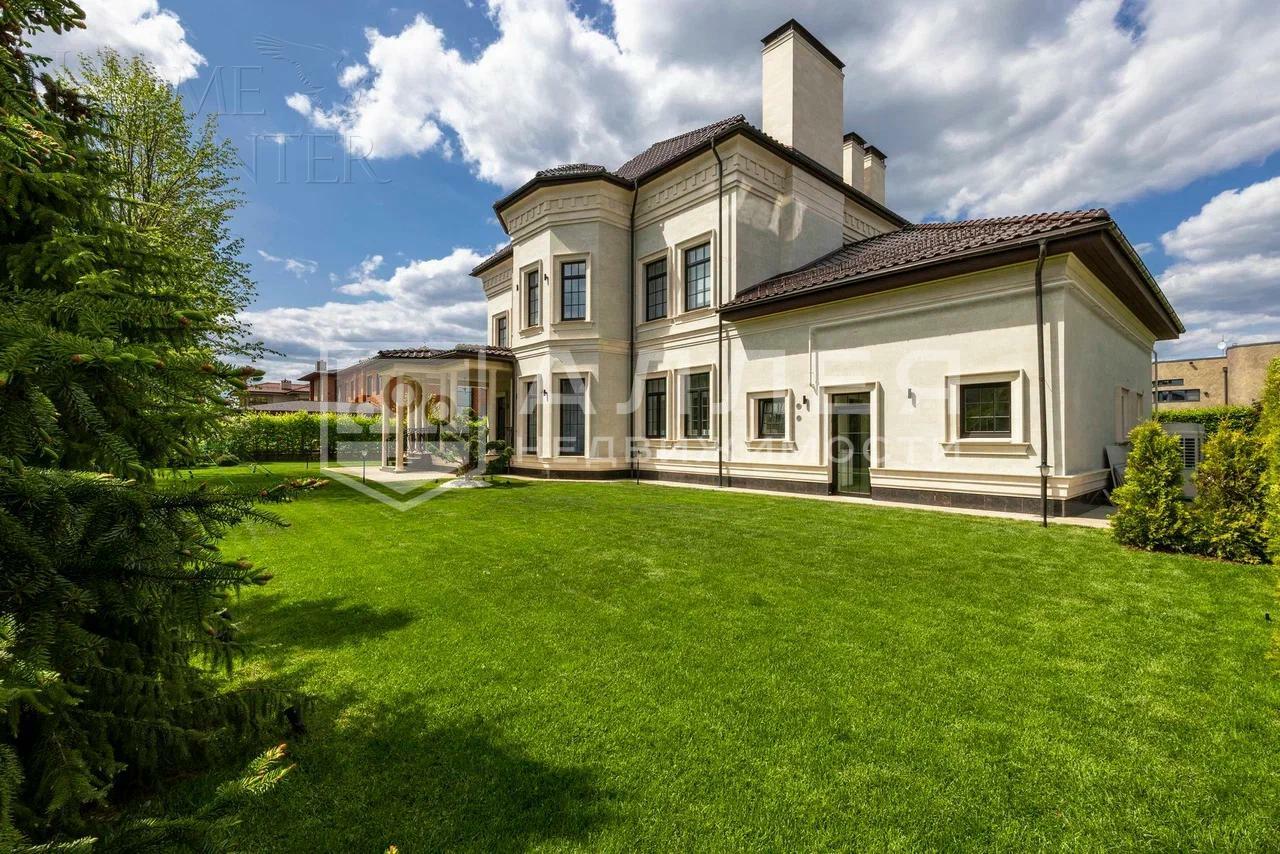 2-этажный коттедж 770 м² с отделкой