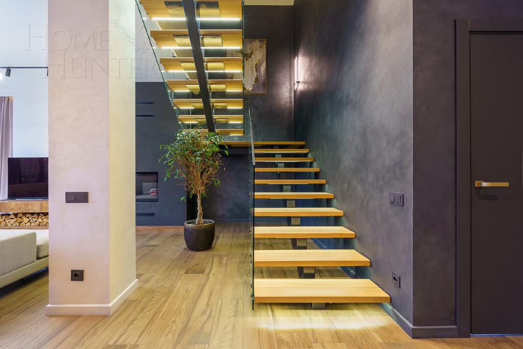 2-этажный коттедж 300 м² с отделкой